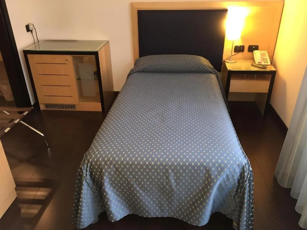 Апартаменты Luxury Rooms Padova Station